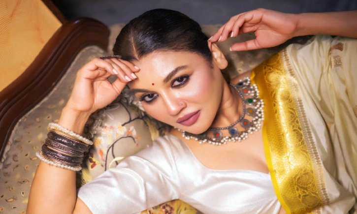 বহু বছর ধরে সম্পর্কে, কিন্তু বিয়ের পরিকল্পনা নেই: জয়া আহসান