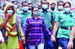 পরীমণির বিরুদ্ধে গ্রেপ্তারি পরোয়ানা