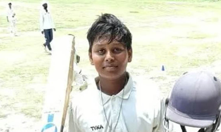 ২২ ছক্কা, ৪১ চারে ১৩ বছরের আয়নের ব্যাটিং বিস্ময় ২২ ছক্কা, ৪১ চারে ১৩ বছরের আয়নের ব্যাটিং বিস্ময়