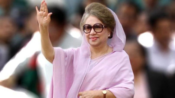 খালেদা জিয়ার দেশে ফেরা একদিন পেছাল খালেদা জিয়ার দেশে ফেরা একদিন পেছাল